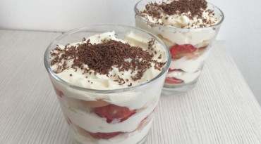 Dezert s mascarpone