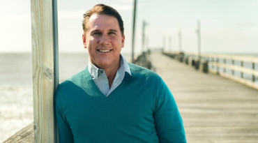 Nicholas Sparks