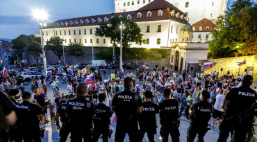 protest, parlament, vláda