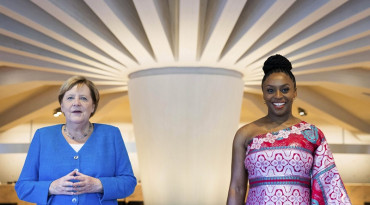 Merkelová, Chimamanda Ngozi Adichie