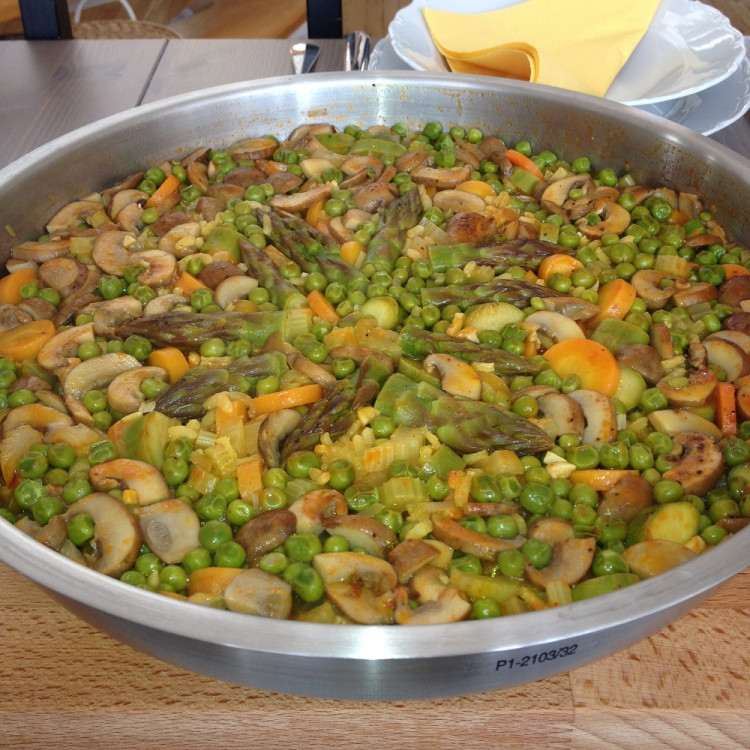 Výborná zeleninová paella, originál RECEPT ��