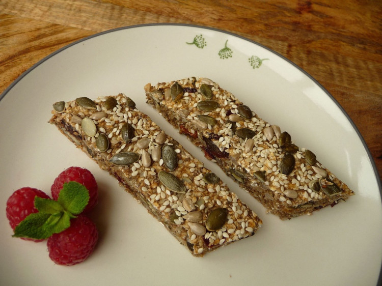 Top domáce müsli tyčinky s banánom pečené, RECEPT aj pre deti