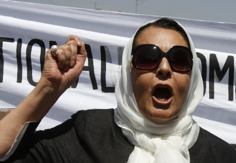 Stala by sa prvou sudkyňou najvyššieho súdu v Afganistane. Nezvolili ju ženy