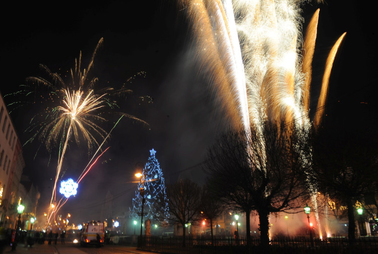 Silvester patrí hodovaniu, Nový rok zvykom