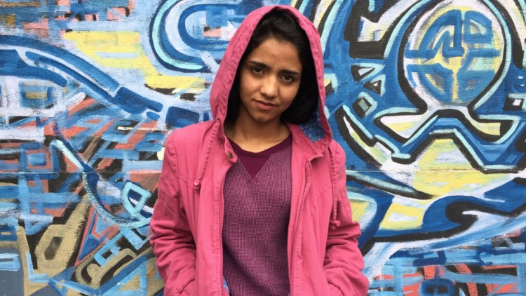 Sonita miluje rap, ale rodina ju chce predať ako nevestu