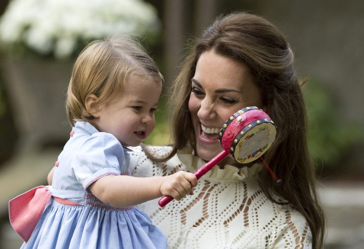 Družičkami na svadbe Pippy Middletonovej budú malá Charlotte a jej brat George