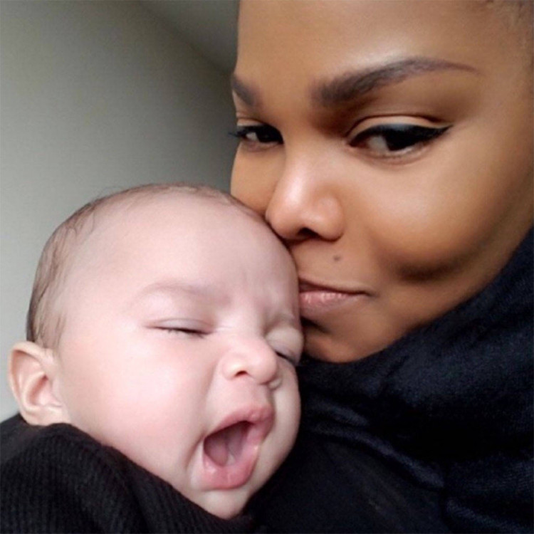 Janet Jackson ukázala prvýkrát svojho trojmesačného syna