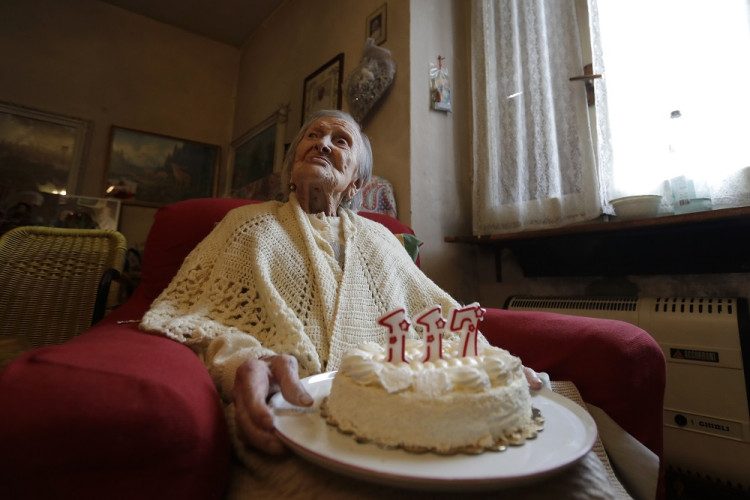 Zomrela najstaršia žena na svete. Talianka bola posledným žijúcim človekom, ktorý sa narodil v 19. storočí