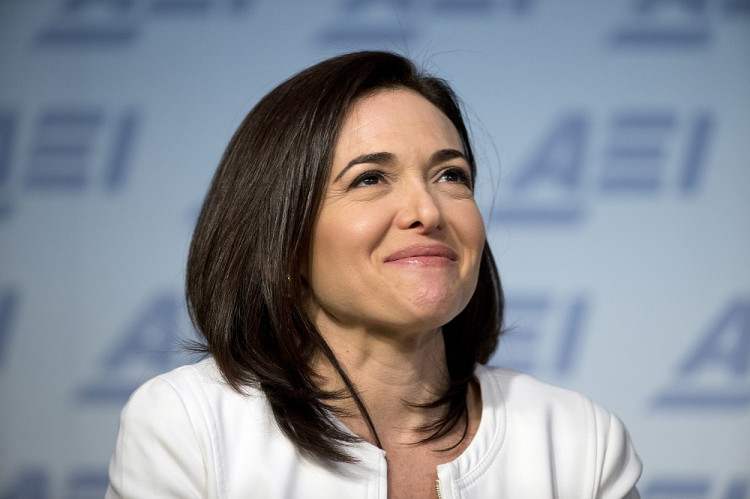 Sheryl Sandbergová sa najprv delila o úspech, teraz o smútok