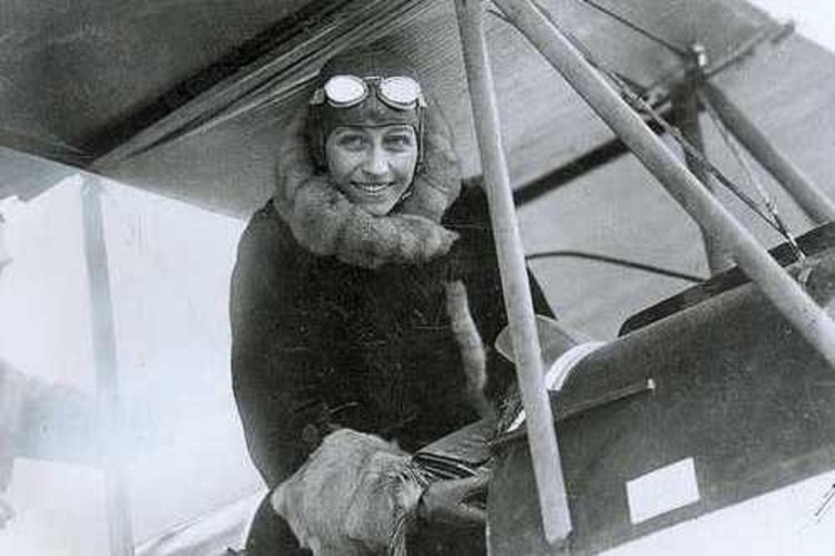Bola prvou pilotkou, ktorá zvládla sólový let z Londýna do Austrálie