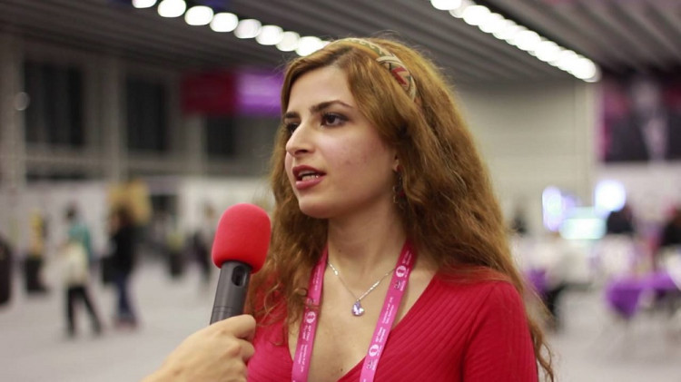 Šachistka Derakhshaniová si odmietla dať hidžáb a vyhodili ju z tímu. Bude reprezentovať USA