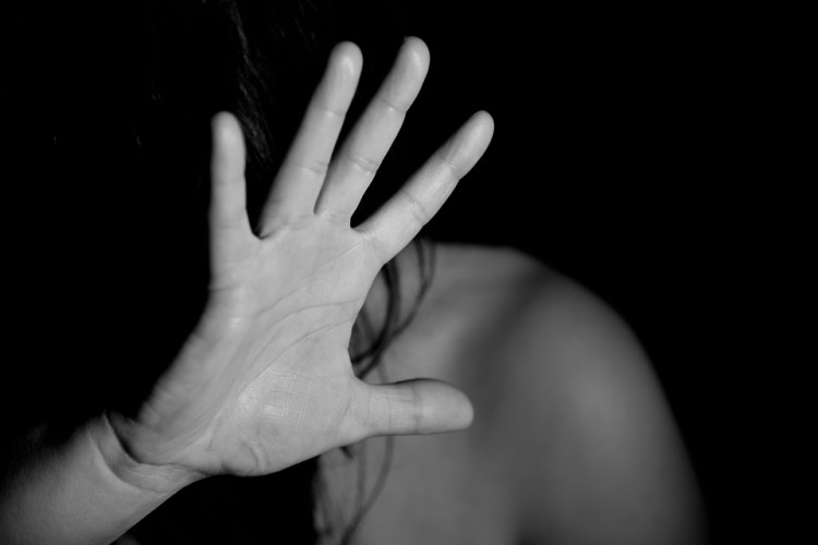 Vymožiteľnosť práva v prípade domáceho násilia. Aj toho medzi štyrmi stenami