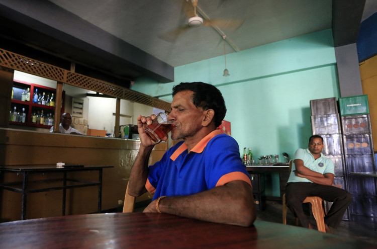 Na Srí Lanke si ženy môžu kúpiť alkohol. Zakázané to mali 38 rokov