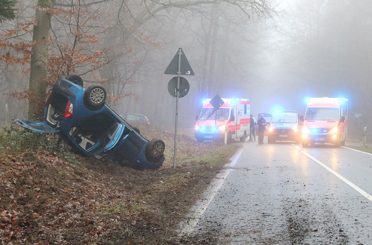 Nemecká nevesta zabudla obrúčky, išla pre ne a havarovala