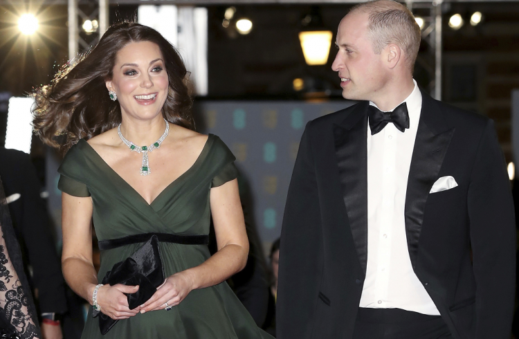 Vojvodkyňu Kate hospitalizovali, pôrod sa začal