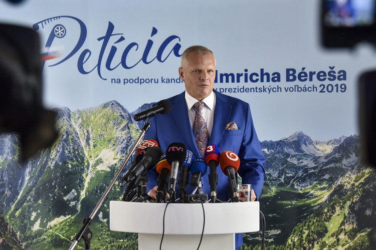 Finančník Imrich Béreš chce kandidovať za prezidenta, exmanželka ho obvinila, že ju zbil