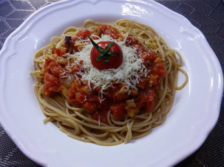 Jednoduché a zdravé špagety s parmezánom, skvelý RECEPT