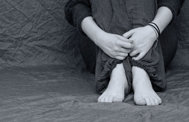 Jedinú ženu nútilo v Trnave k prostitúcii 12 ľudí, všetci sú obvinení