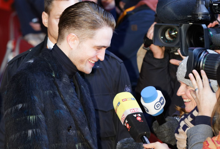 Začína sa slávny festival v Karlových Varoch. Prídu filmové hviezdy ako Pattison či Ribeiro