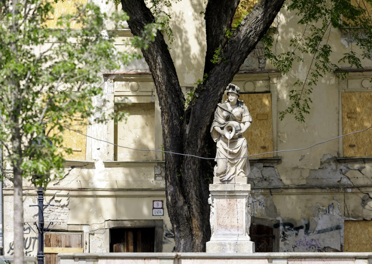 Dnes "ožije" fontána na Františkánskom námestí v Bratislave
