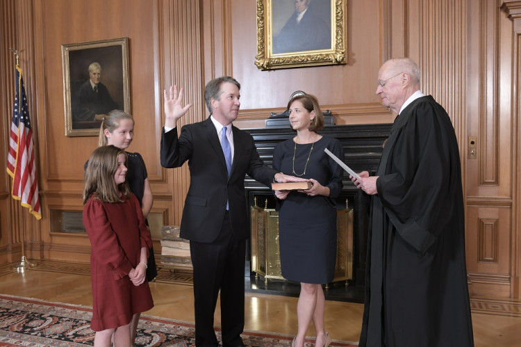 Kavanaugh zložil prísahu sudcu Najvyššieho súdu