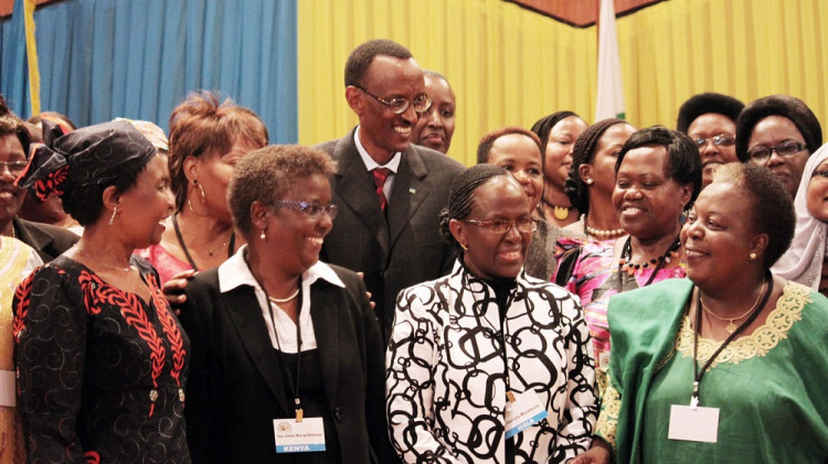 Vo vláde v Etiópii i v Rwande sedí polovica žien