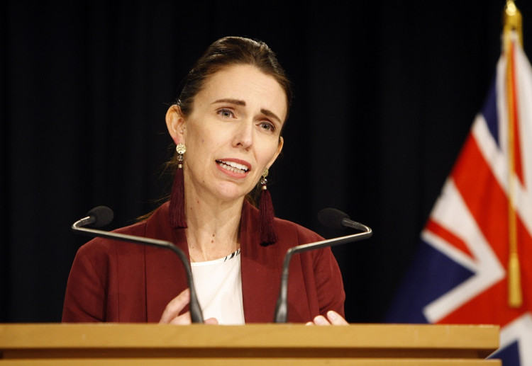 Nový Zéland udelil expremiérke Ardernovej titul dáma