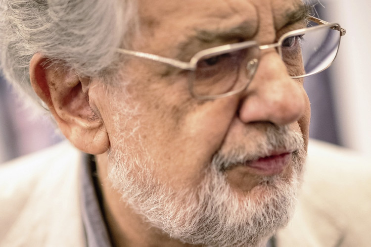 Plácido Domingo musí vysvetľovať ďalšie sexuálne obťažovanie