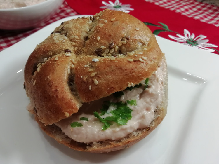 Pravá lososová nátierka, výživná a chutná. Zdravý RECEPT