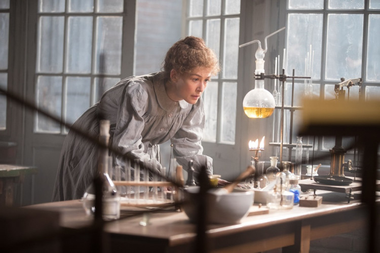 Koronavírus presunul premiéru filmu o žene, ktorá zmenila vedu