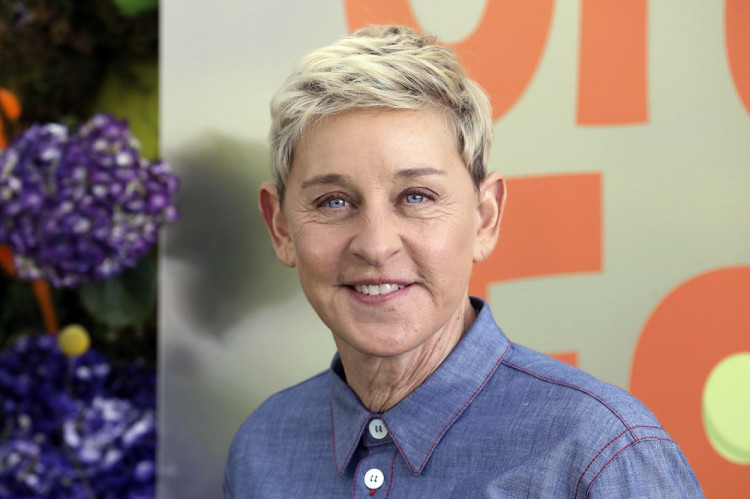 Šikana, rasizmus, sexuálne obťažovanie. Legendárna Ellen DeGeneres zachraňuje svoju šou