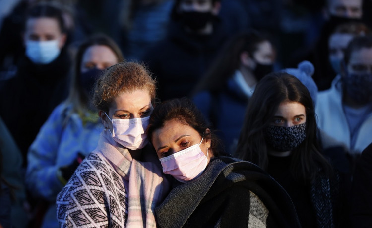 Policajt sa priznal k vražde Sarah Everardovej