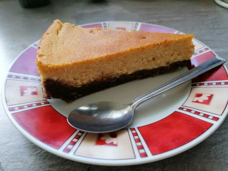 Neobyčajne obyčajný cheesecake, ktorý budete milovať. Recept si pýta každý, kto ho skúsil