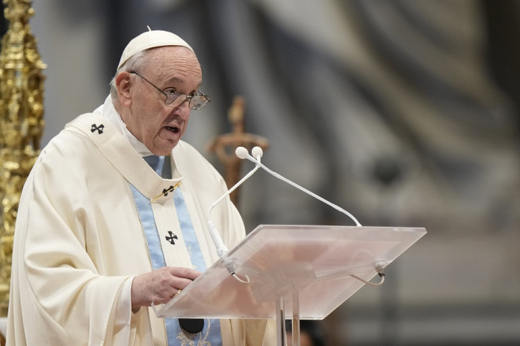 Pápež: Ublížiť žene znamená uraziť Boha