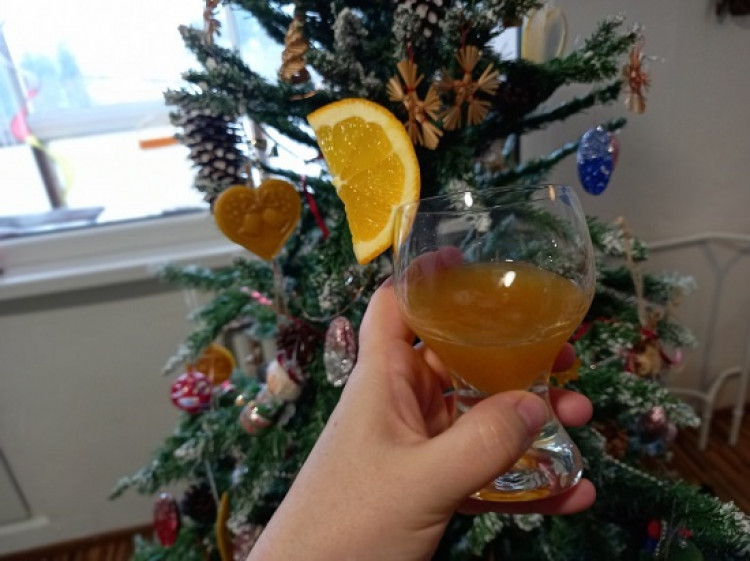 Domáci vianočný likér z rumu bez salka, vyskúšaný recept