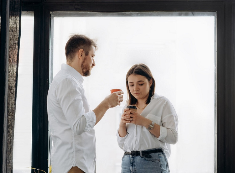 Mansplaining: Keď muži vysvetľujú ženám témy, ktoré ani poriadne neovládajú