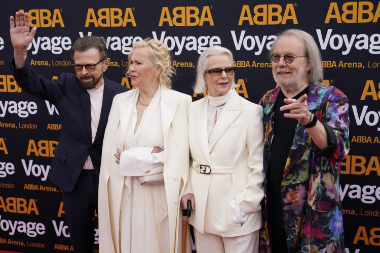 Skupina ABBA sa vracia na koncertné pódiá v podobe ABBAtarov