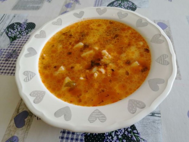 Najlepšia gulášová polievka podľa originál slovenského receptu