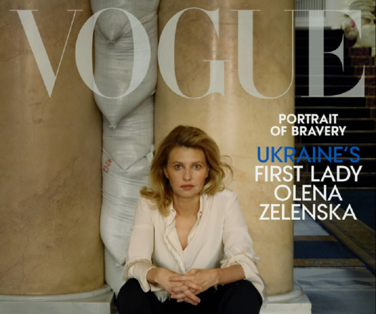 Ukrajinská prvá dáma Olena Zelenská na obálke Vogue mnohých pobúrila