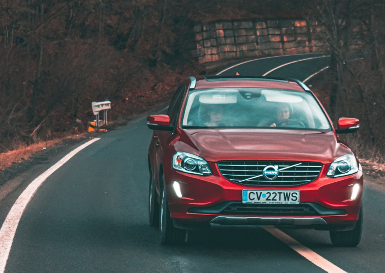 Úspešné automobilky začínajú čoraz viac myslieť aj na bezpečnosť žien