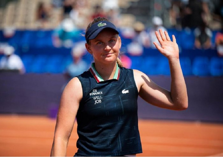 Francúzska tenistka Ferrová obvinila bývalého trénera, že ju znásilnil, keď mala 15 rokov