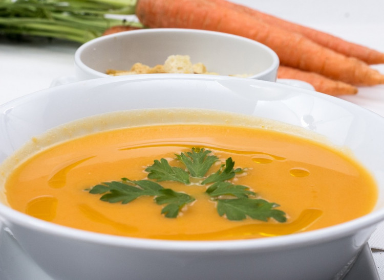 Ako zahustiť polievku bez múky? Tu sú jednoduché recepty