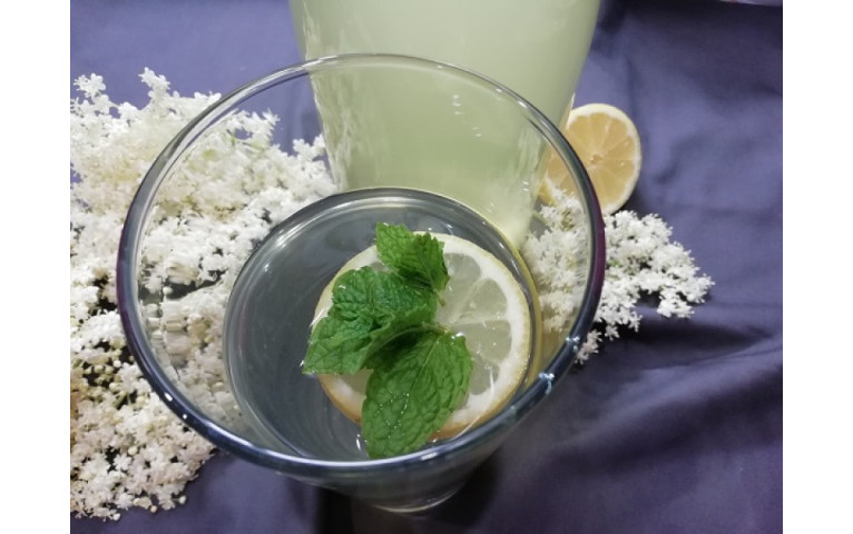 bazový sirup