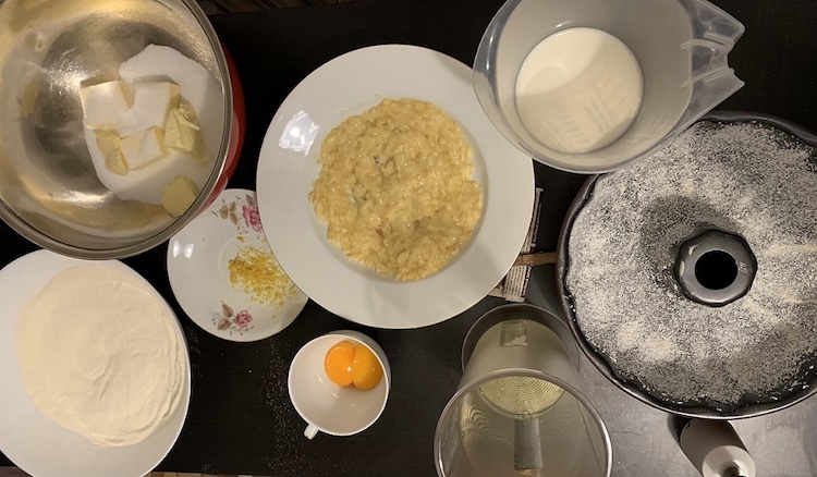 Výborná banánová bábovka 1. Fotka - Andrea Bunčeková