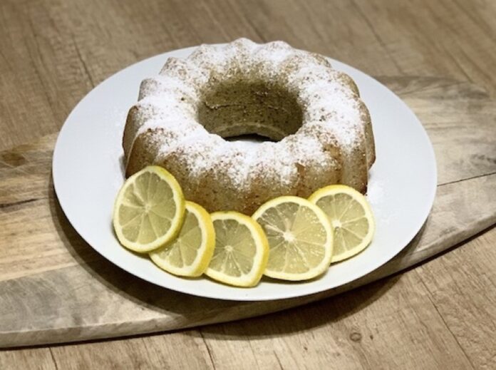 Nadýchaná citrónová bábovka, recept, ktorý si zamilujete. Foto - Andrea