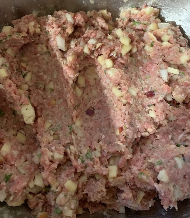 Šťavnatá sekaná s jablkami 2. Fotka - Andrea Bunčeková