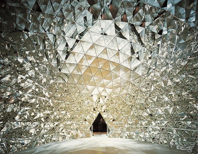 Swarovski prerobil Krištáľový svet vo veľkom štýle. Otvorili ho už turistom
