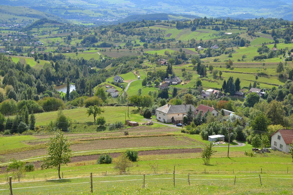 Tiché mieta na výlety - okolie Hriňovej. Foto - wikipedia