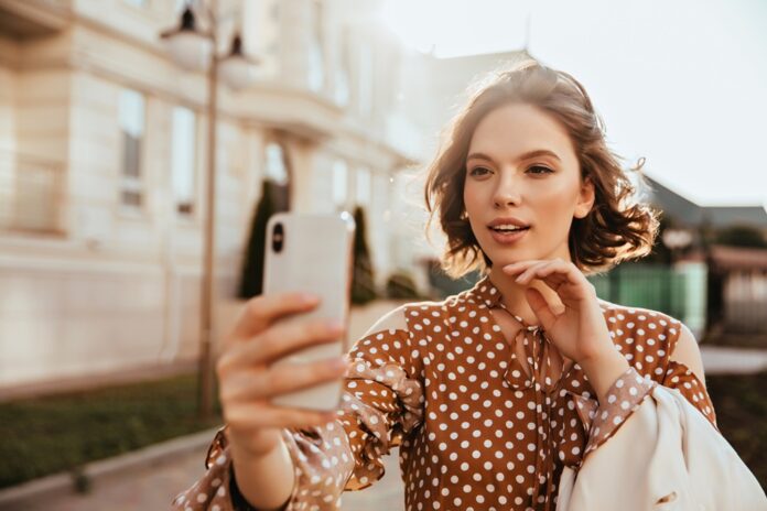 Instagram alebo TikTok. Čo je lepší nástroj pre ženský biznis. Foto - freepik Instagram alebo TikTok. Čo je lepší nástroj pre ženský biznis. Foto - freepik
