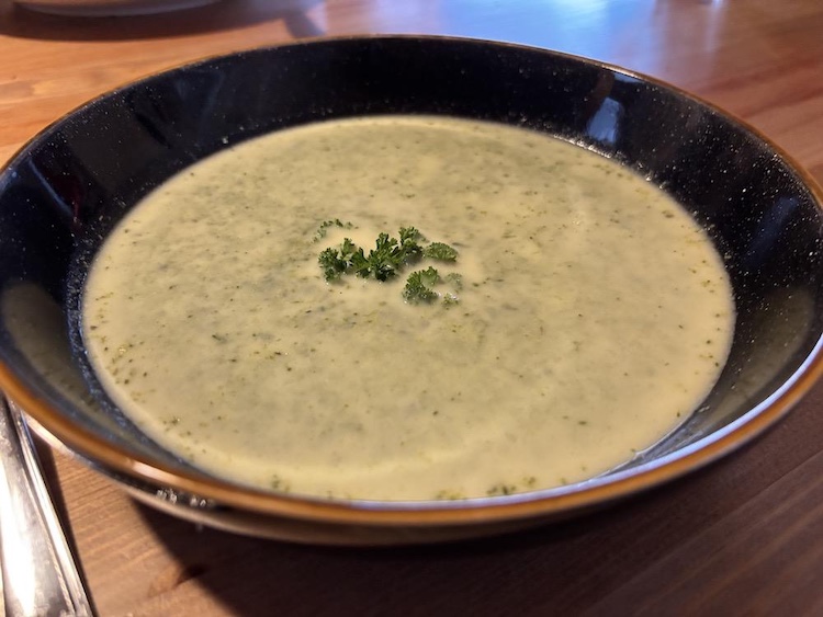 10 tradičných aj netradičných polievok. Fotka - Miriam Zsilleová